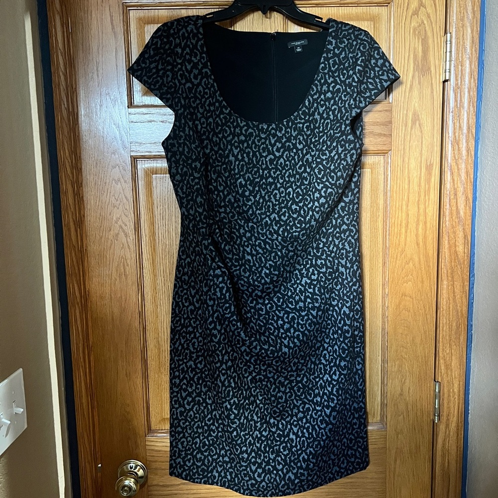 Elegant Black Patterned Dress